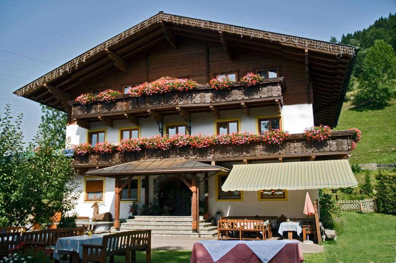 Hotel - Pension Oetzmooshof Sankt Johann im Pongau Exterior foto